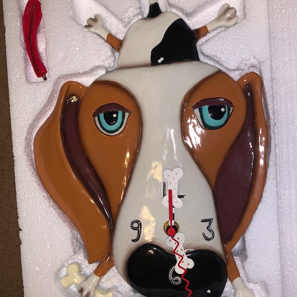 Whimsical pendulum clock